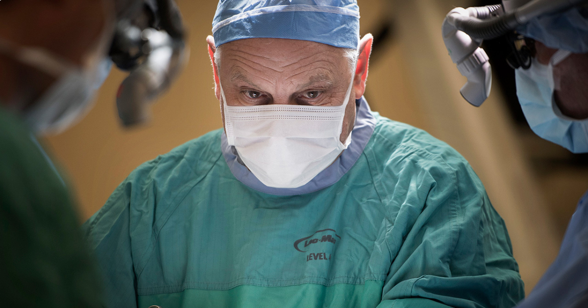 Dr. Antonyshin’s surgical landing.  How Canadian doctors help seriously injured Ukrainians perform plastic surgery