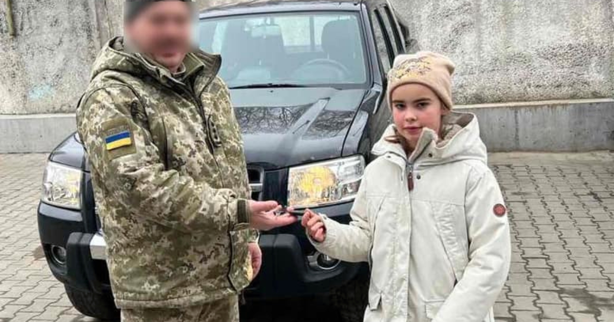 A 10-year-old girl from Uman donated UAH 120,000 for a car for border guards.  PHOTO