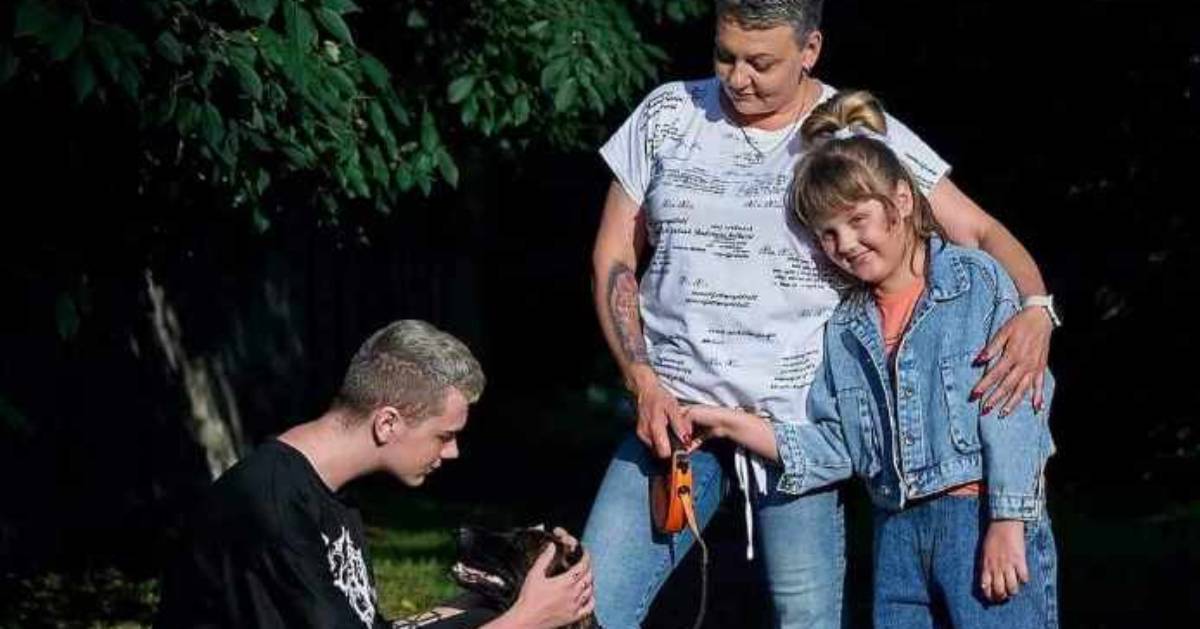 “I found my son’s dog in Mariupol, but I can’t find him”: the story of a volunteer who has been waiting for her son from captivity for 19 months