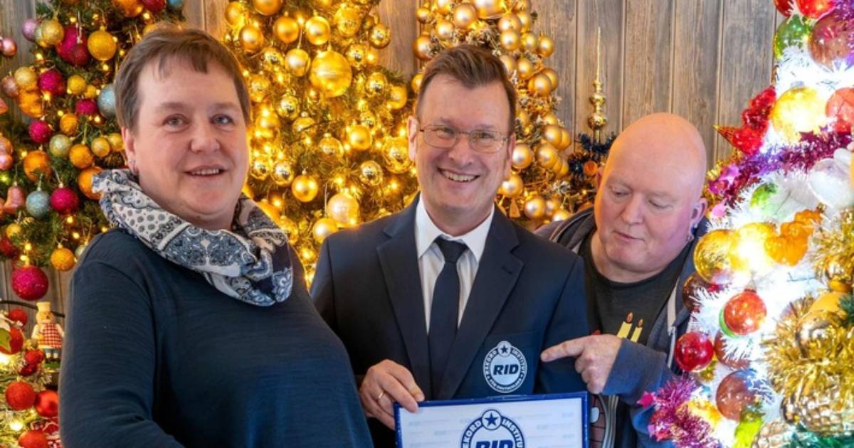 In Germany, the couple decorated 555 Christmas trees at home.  and set a world record