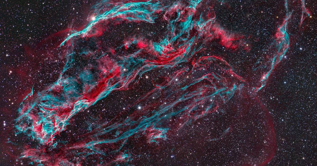 An astrophotographer showed the Veil Nebula, which appeared after the explosion of a young star – photo