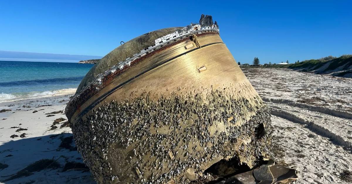 In Australia, an unknown object, similar to the debris of a space rocket, was discovered on the coast.  PHOTO