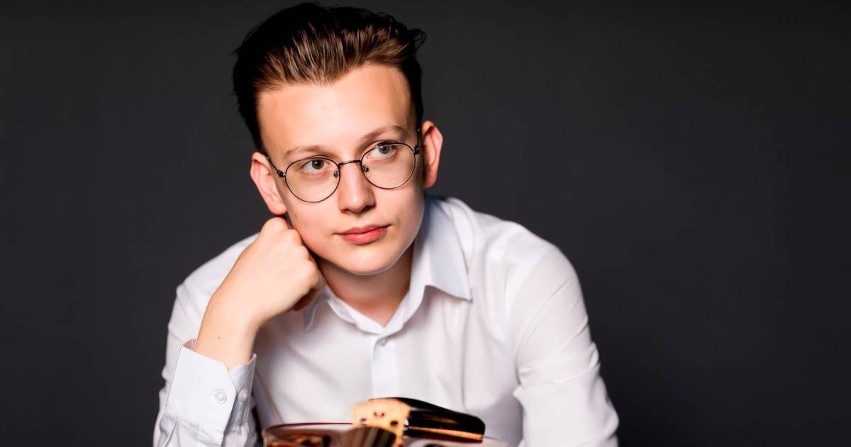 The Ukrainian musician won the prestigious violinist competition in Paris