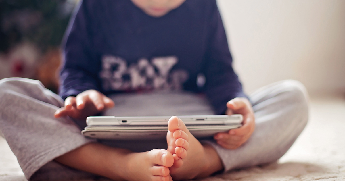 Scientists have explained why watching TV for a long time is dangerous for children