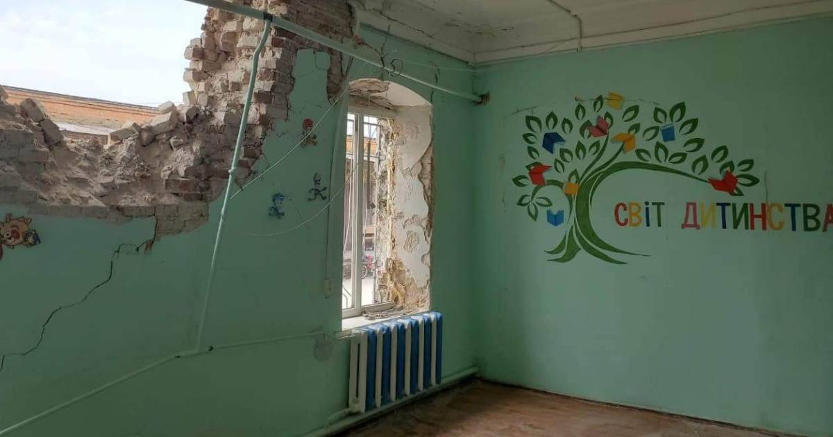 Nikopol under “arta”: how libraries, volunteers and people of Nikopol survive under “zero”