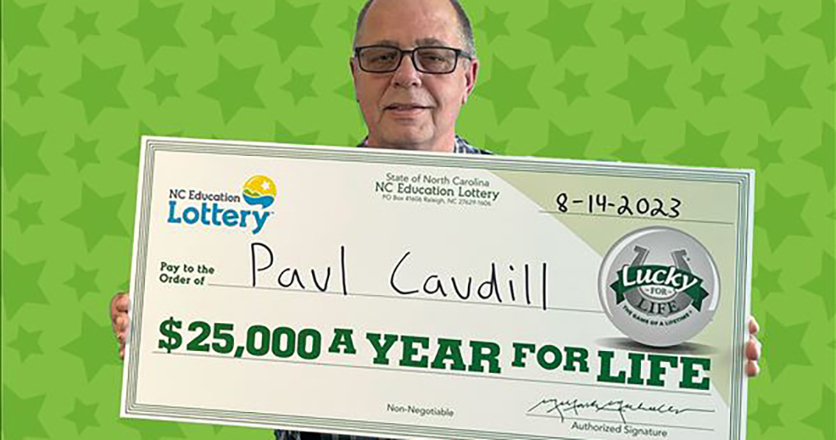 He persistently wrote the same numbers: in the USA, a man won the lottery after 7 years of trying