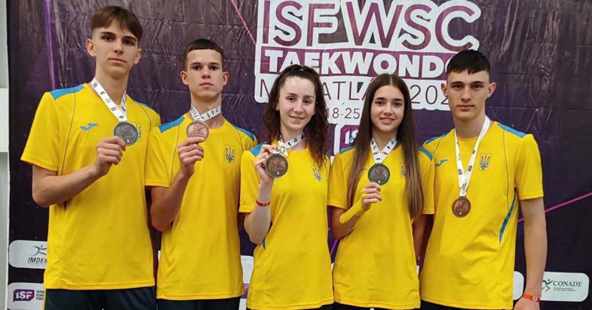 The Ukrainian student taekwondo team won 5 medals in Mexico