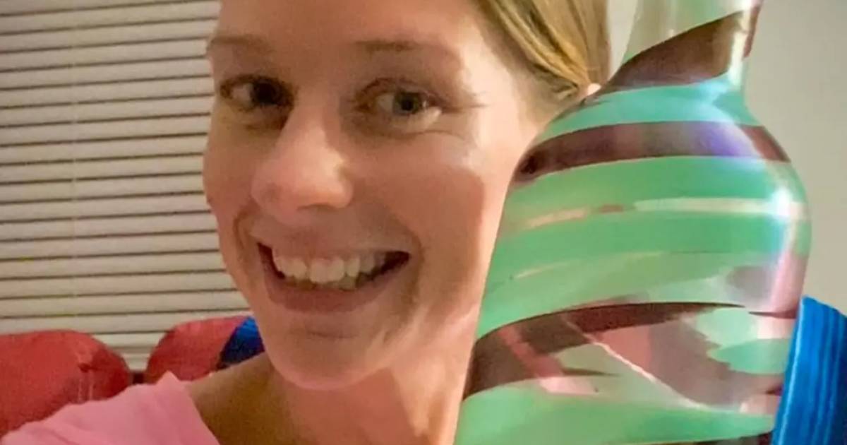 An American woman bought a second-hand vase for  and sold it for over 0,000 – photo