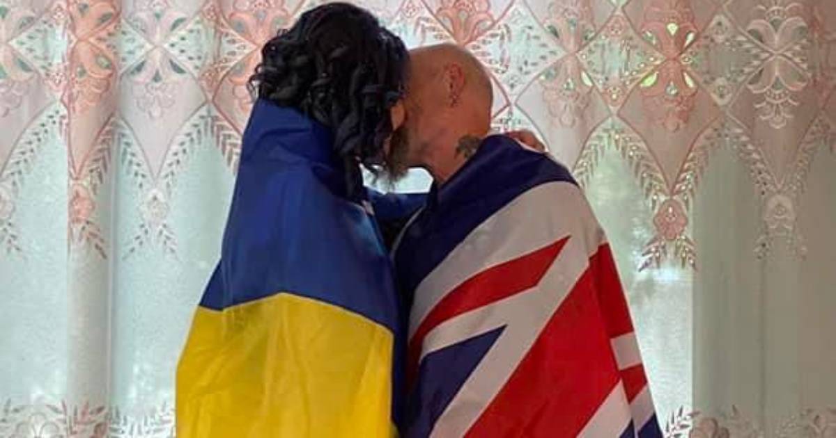 Love in war: a Ukrainian woman married a military man from England in Zaporizhzhia