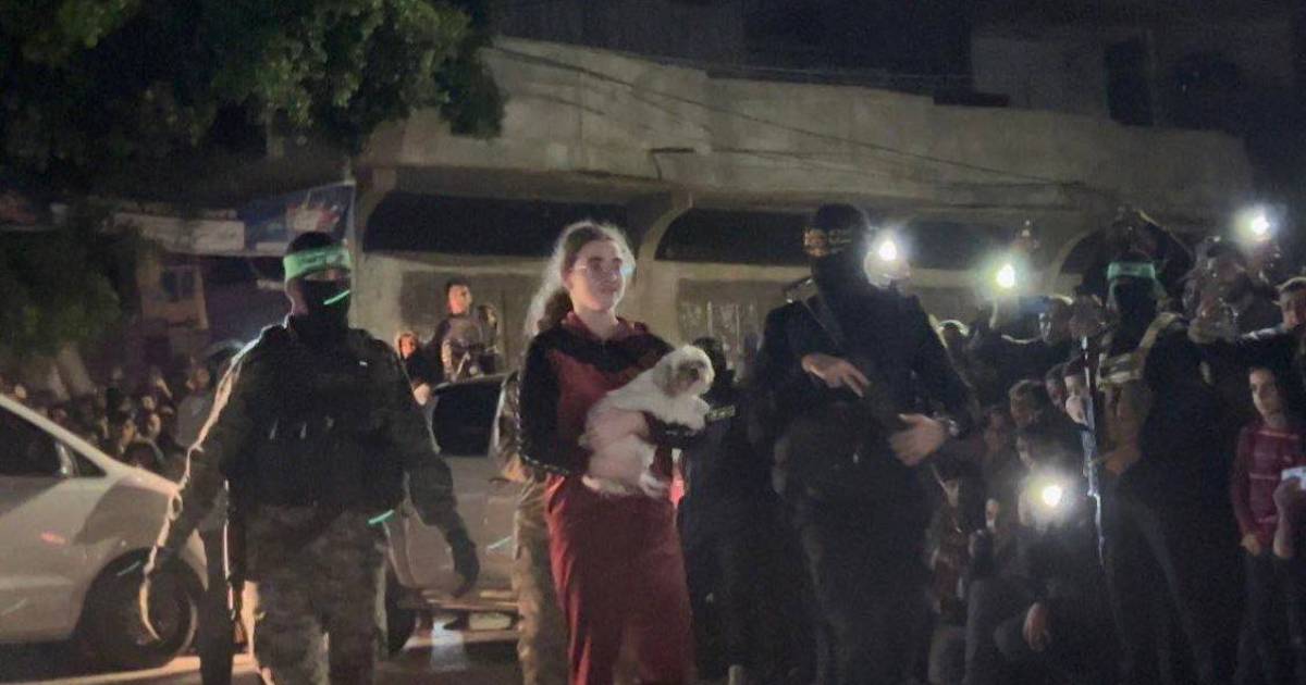 “Feed on leftovers”: 17-year-old Israeli girl spoke about being with a dog in the captivity of Hamas