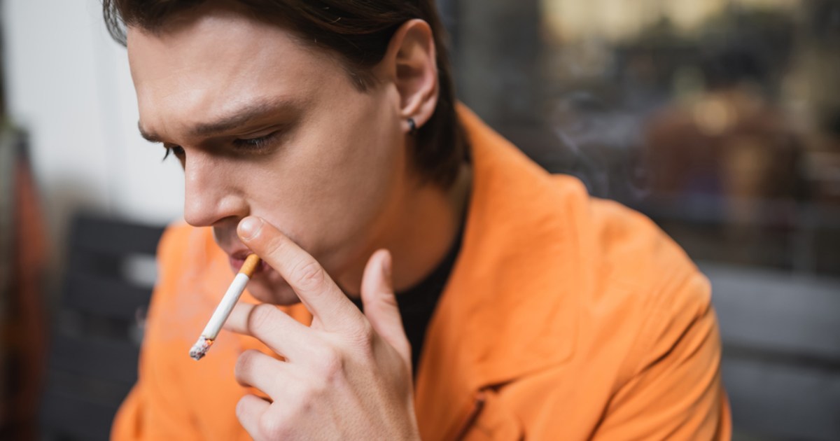 Do not smoke in cafes and bars.  The State Consumer Service resumed inspections