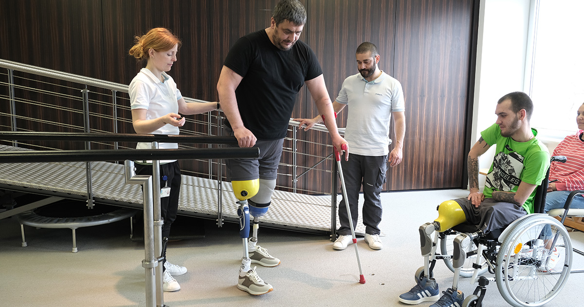 “You are either in the Armed Forces or for the Armed Forces.”  The story of a sapper who lost two legs and was seriously injured