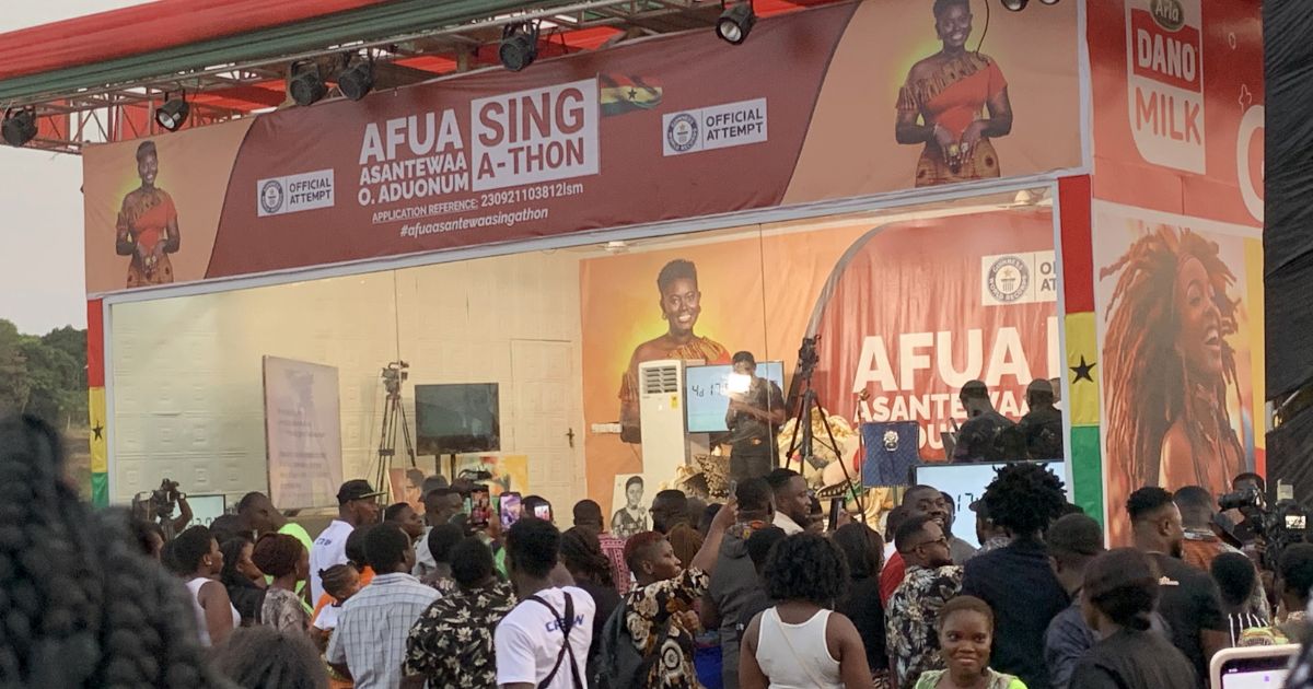 Sung for more than 126 hours: a woman in Ghana claims a new world record