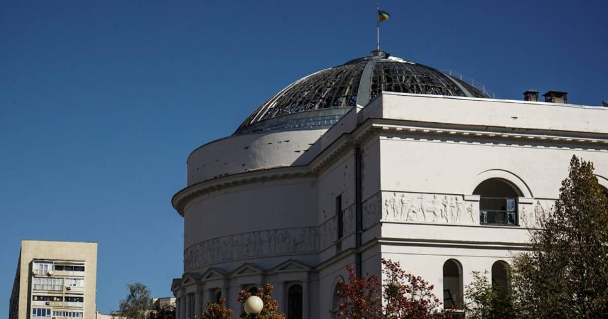 The World Monuments Fund will restore the dome of the Teacher’s House in Kyiv