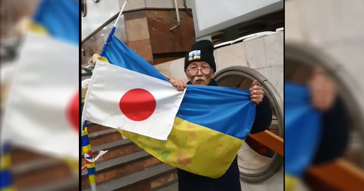 The famous Japanese volunteer Fuminori was forbidden to collect money near the shopping center in Kharkiv: the mayor reacted