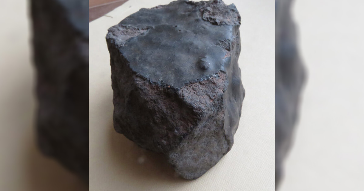 A boomerang stone: scientists analyzed a meteorite that allegedly flew into space and returned to Earth