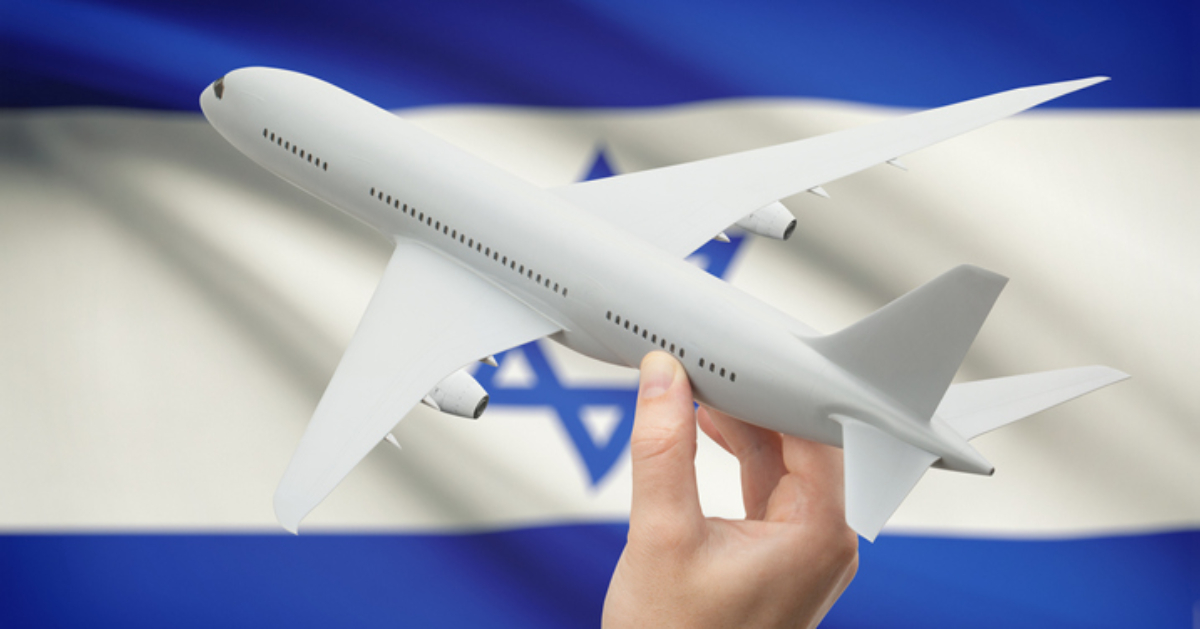 Ukrainians complained about paid evacuation flights from Israel: the embassy reacted